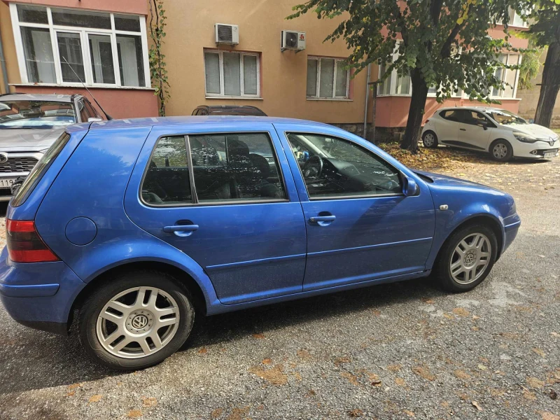 VW Golf, снимка 6 - Автомобили и джипове - 47565408