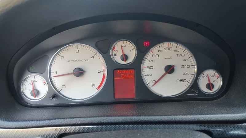 Peugeot 407 2.0, снимка 10 - Автомобили и джипове - 48631002