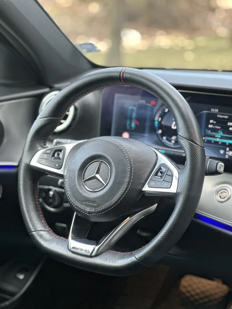 Mercedes-Benz E 220 Amg , Digital , Head up , снимка 14 - Автомобили и джипове - 48969512