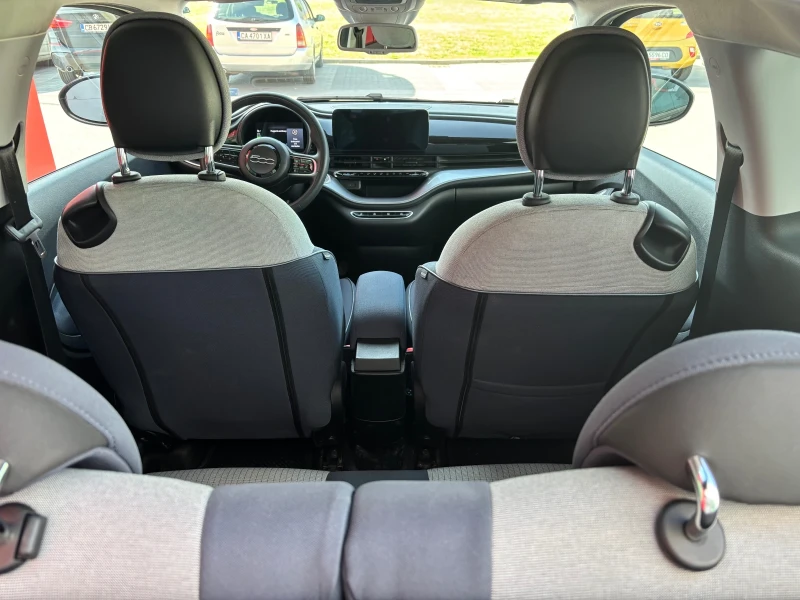 Fiat 500 ICON Голямата батерия, снимка 9 - Автомобили и джипове - 52461466