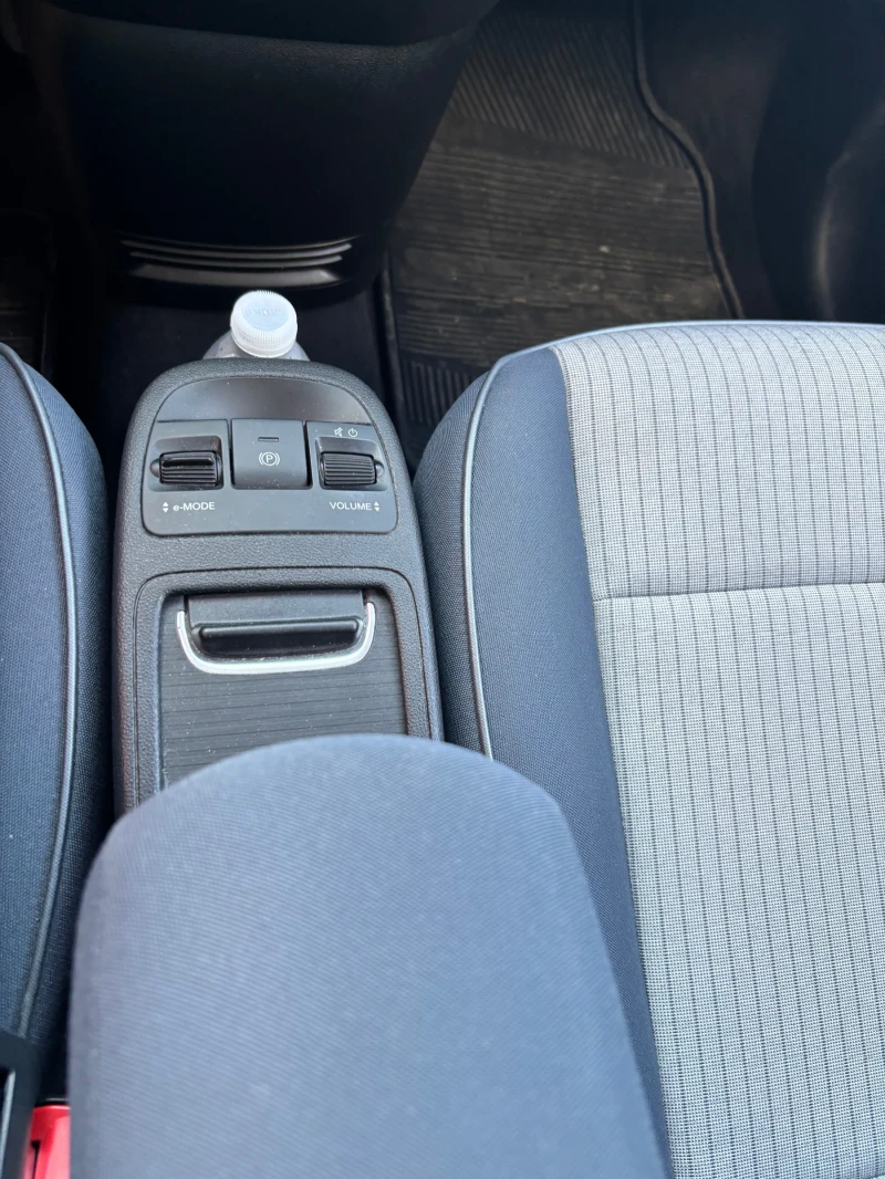 Fiat 500 ICON Голямата батерия, снимка 16 - Автомобили и джипове - 52461466