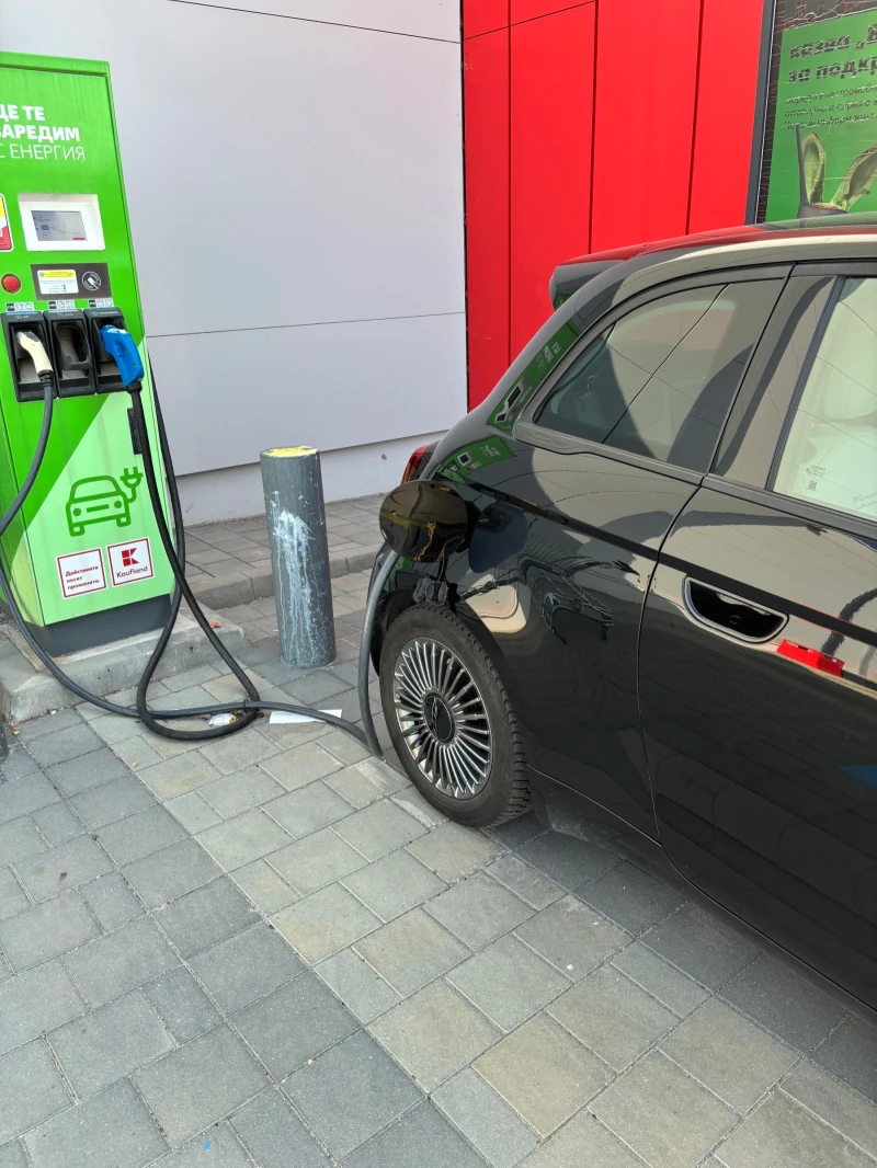 Fiat 500 ICON Голямата батерия, снимка 12 - Автомобили и джипове - 52461466