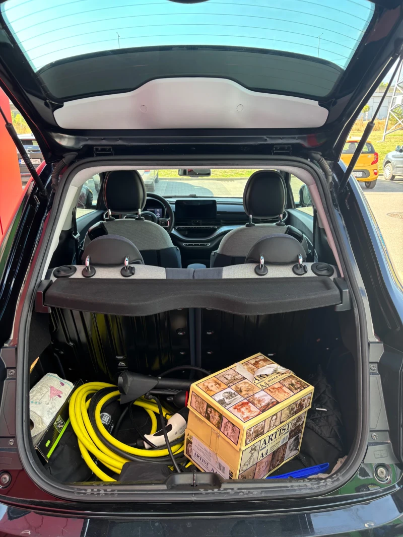 Fiat 500 ICON Голямата батерия, снимка 10 - Автомобили и джипове - 52461466