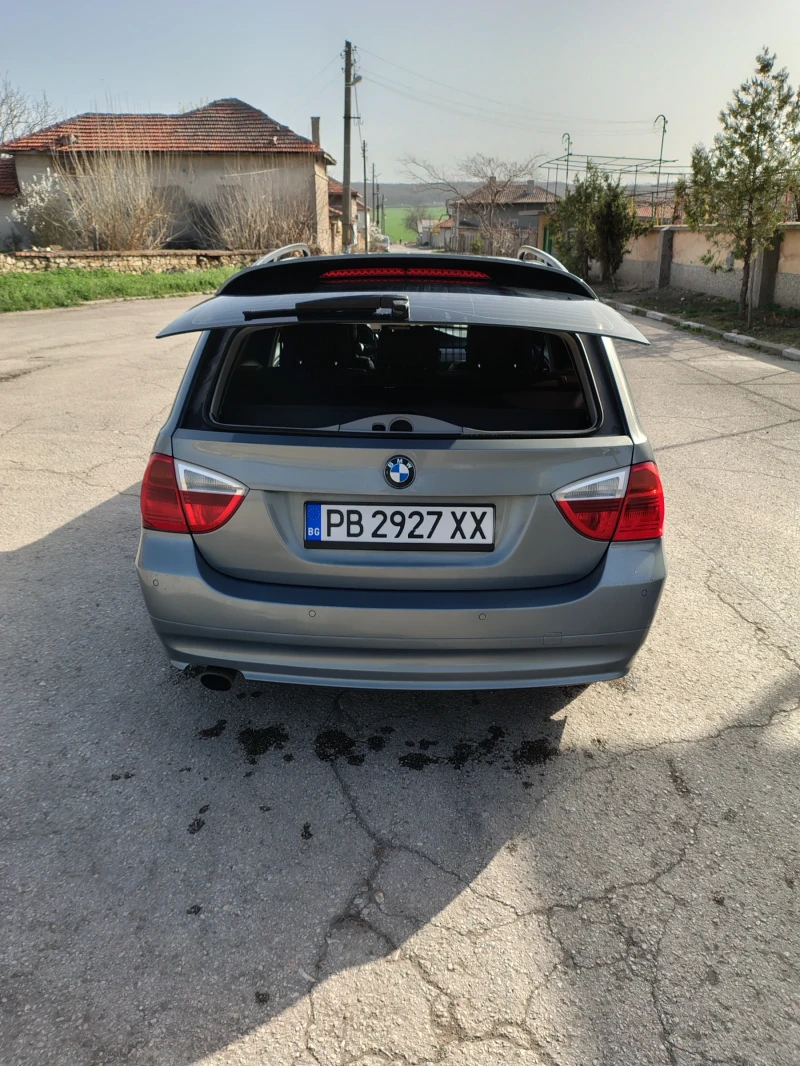 BMW 320 Нави, автопилот, кожа, газ, снимка 6 - Автомобили и джипове - 49520383