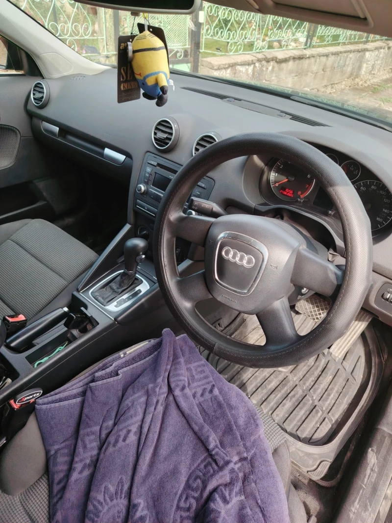 Audi A3 1.6 бензин, снимка 8 - Автомобили и джипове - 52486445
