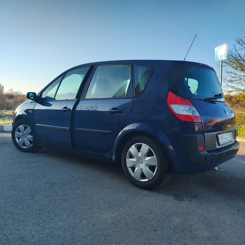 Renault Scenic II 1.9 dCI, снимка 2 - Автомобили и джипове - 52776536