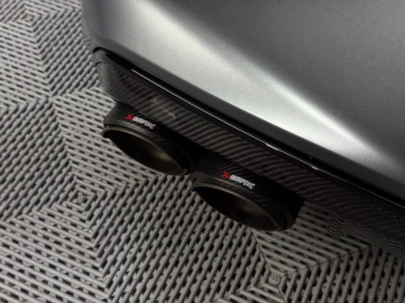 BMW M8 Competition Akrapovic* B&W* 360* Carbon - 187000 лв. - 84395128 | Car24.bg