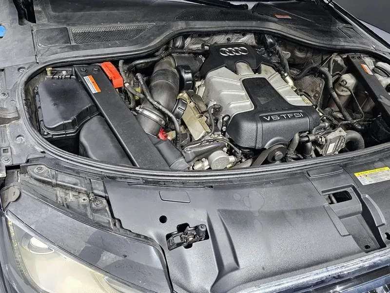 Audi A8 3.0 TFSI Quattro, снимка 6 - Автомобили и джипове - 54188874