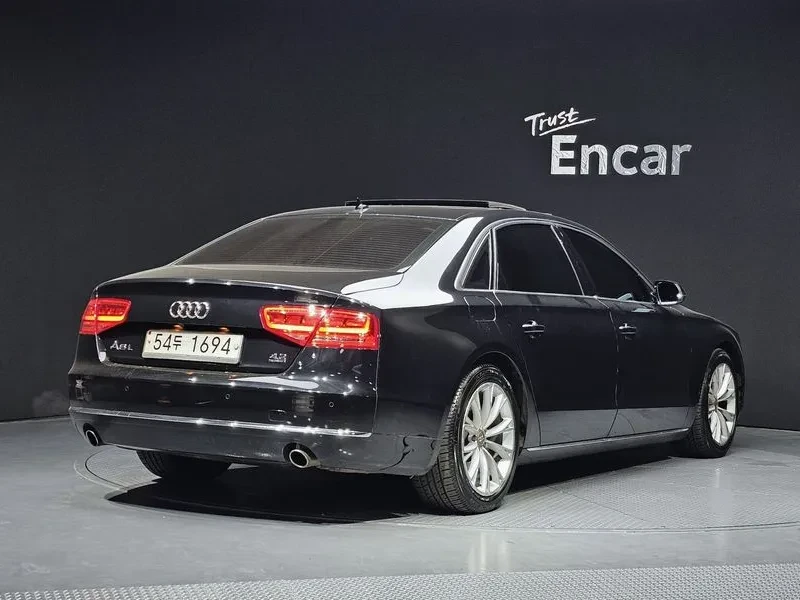 Audi A8 3.0 TFSI Quattro, снимка 2 - Автомобили и джипове - 54188874