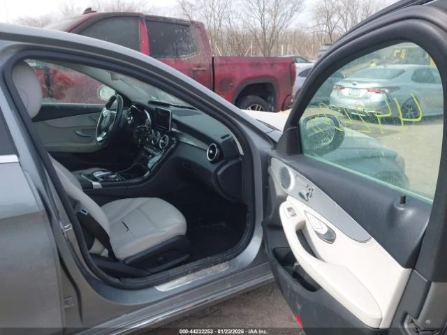 Mercedes-Benz C 300 4MATIC* BURMESTER* �������* ������* ������ ����� | Mobile.bg � ����������� 10
