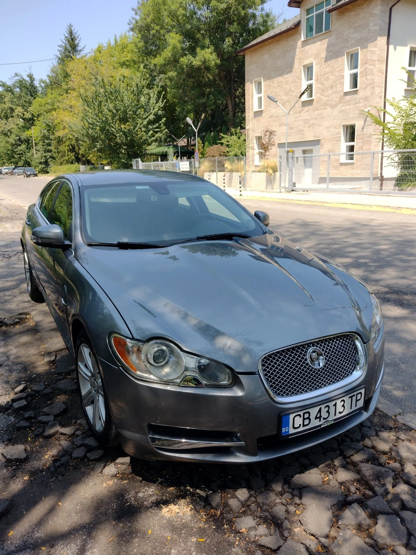 Jaguar Xf  - изображение 8