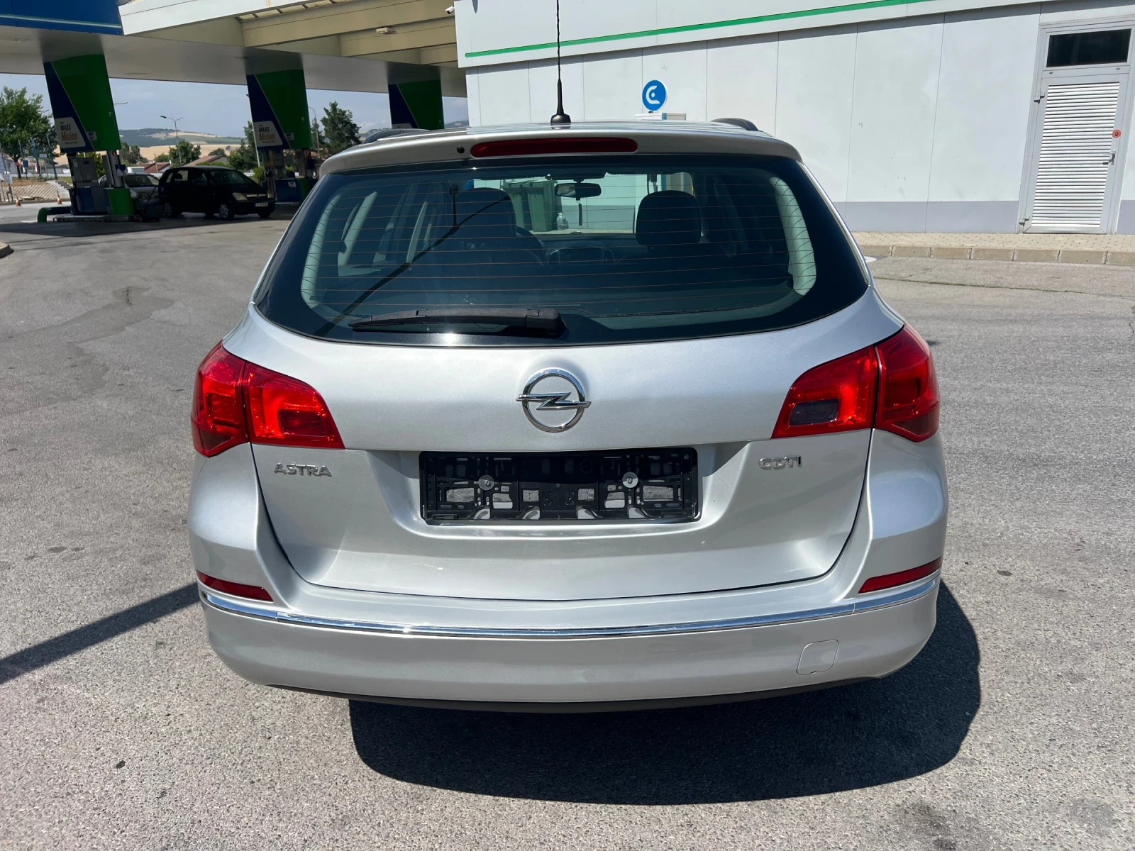 Opel Astra 1.6cdti Euro 6 - изображение 5