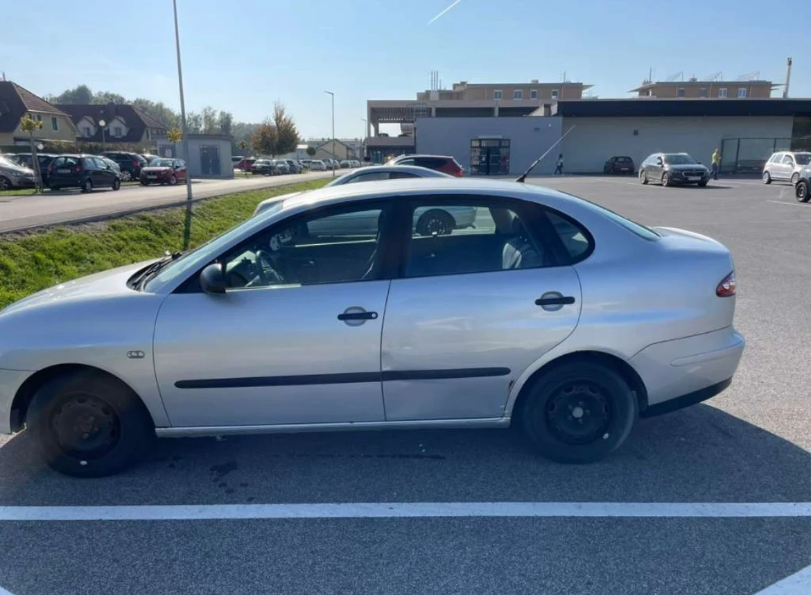 Seat Cordoba 1.9 tdi 101  | Mobile.bg — изображение 8