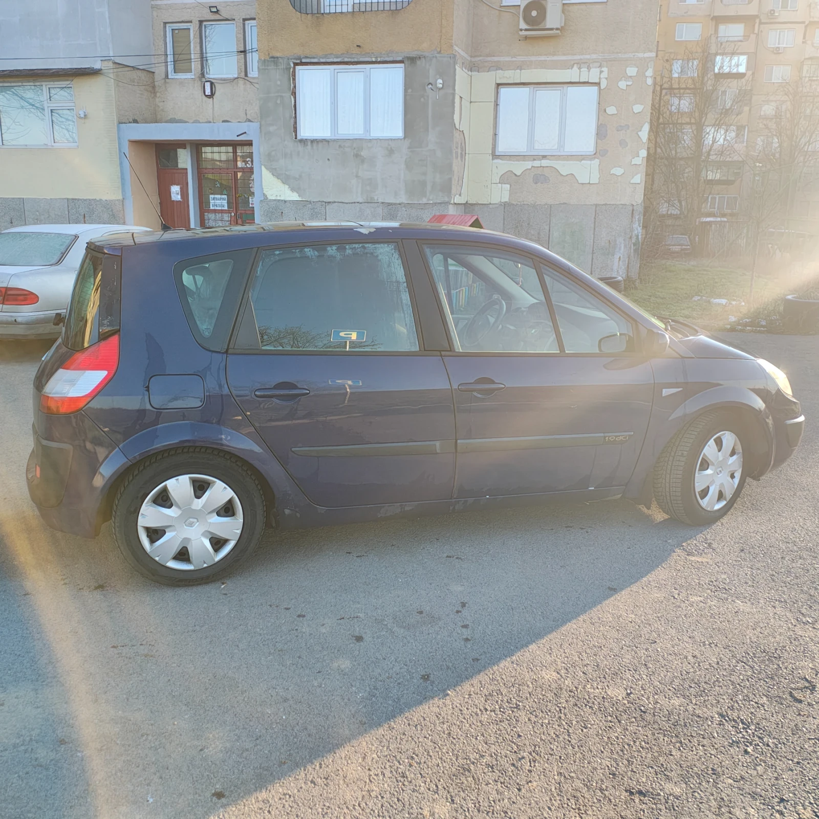 Renault Scenic II 1.9 dCI - изображение 8