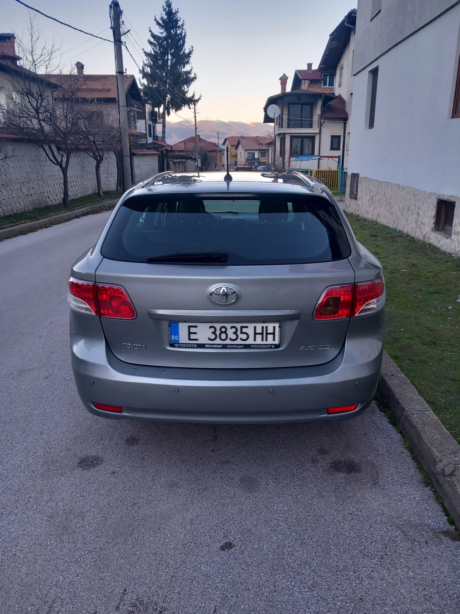 Toyota Avensis | Mobile.bg � ����������� 7