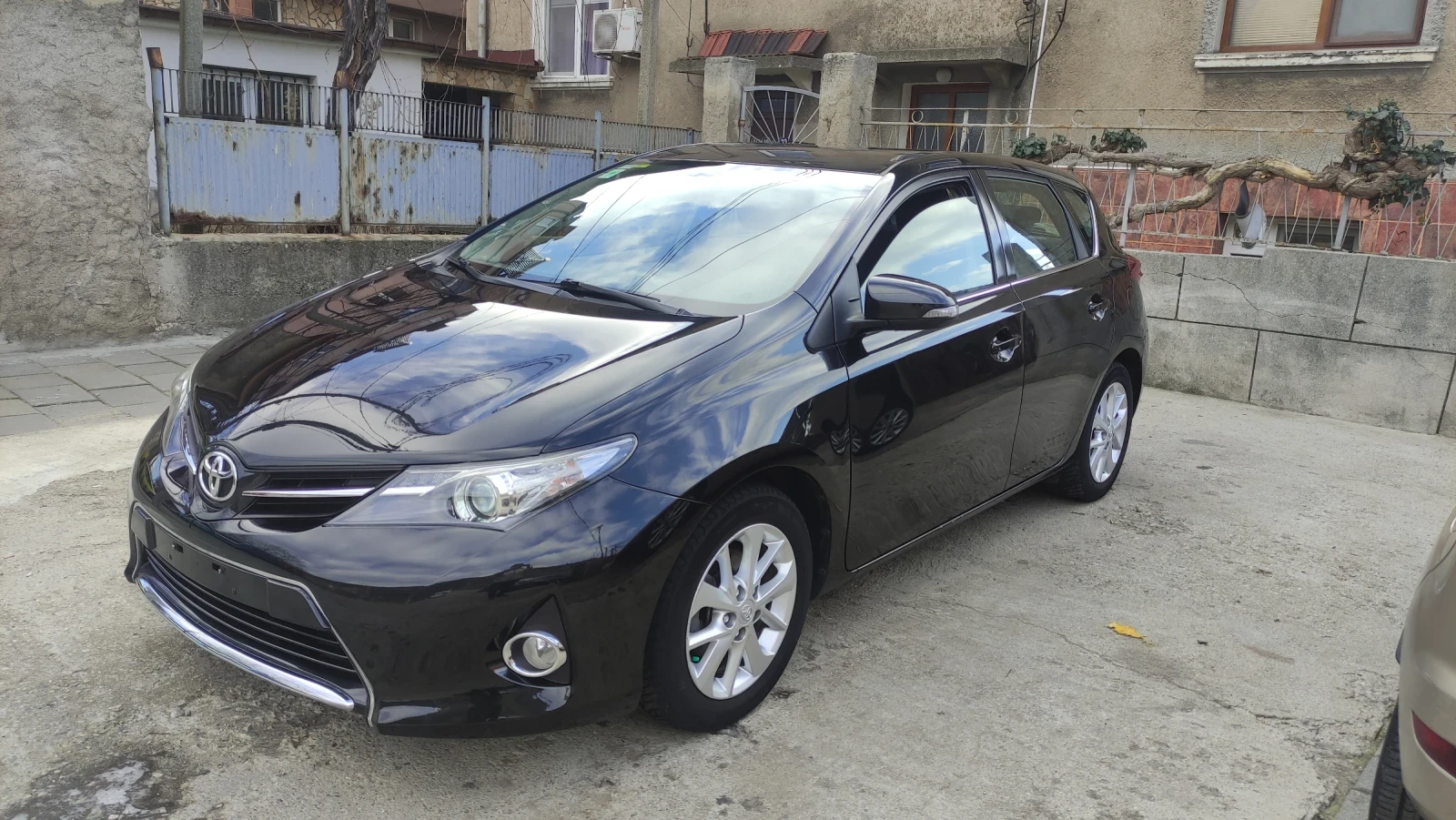 Toyota Auris 1.4D4D | Mobile.bg � ����������� 1