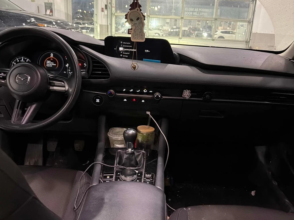 Mazda 3 * FWD * CARFAX * ЦЕНА ДО БГ - изображение 9