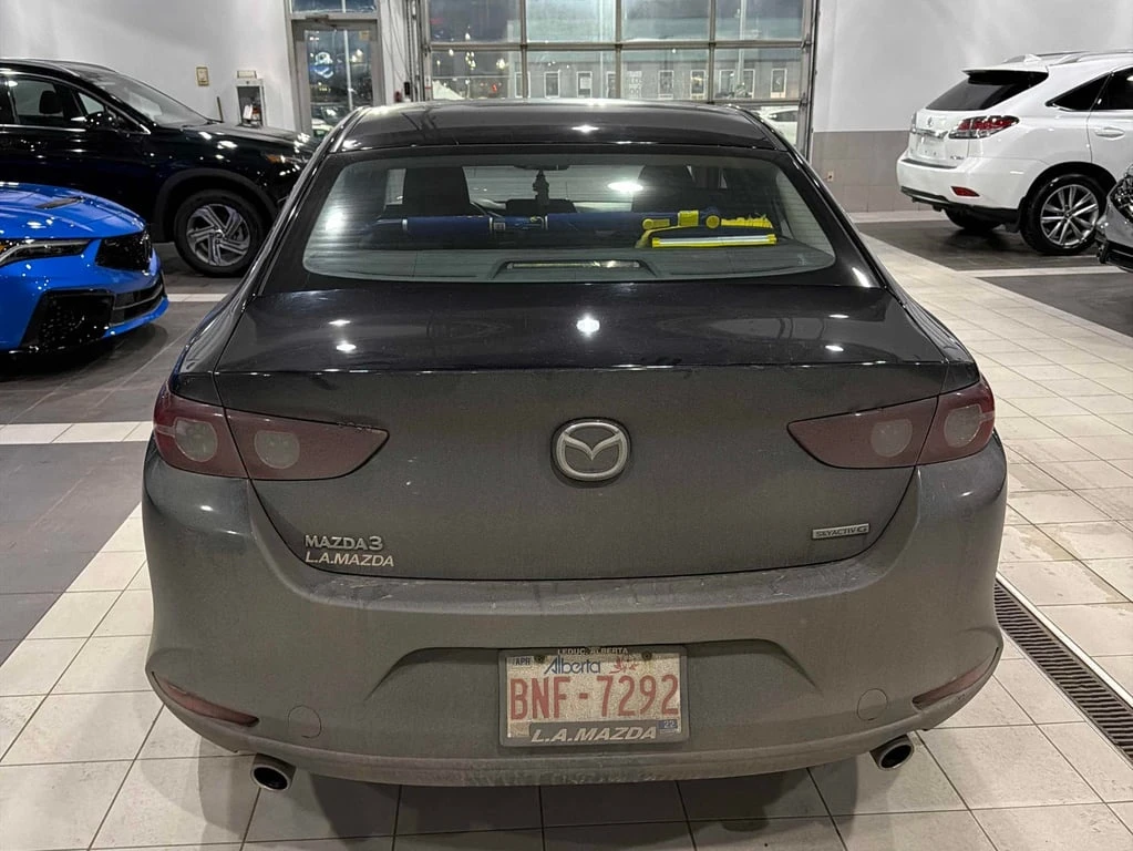 Mazda 3 * FWD * CARFAX * ЦЕНА ДО БГ - изображение 4