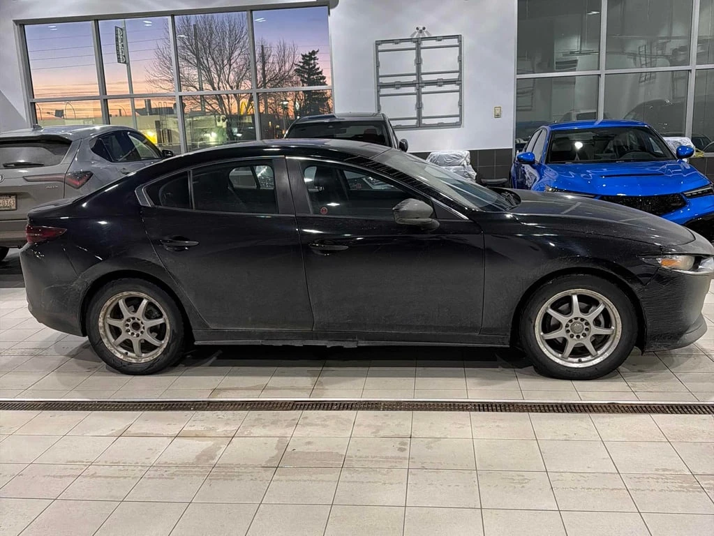 Mazda 3 * FWD * CARFAX * ЦЕНА ДО БГ - изображение 3