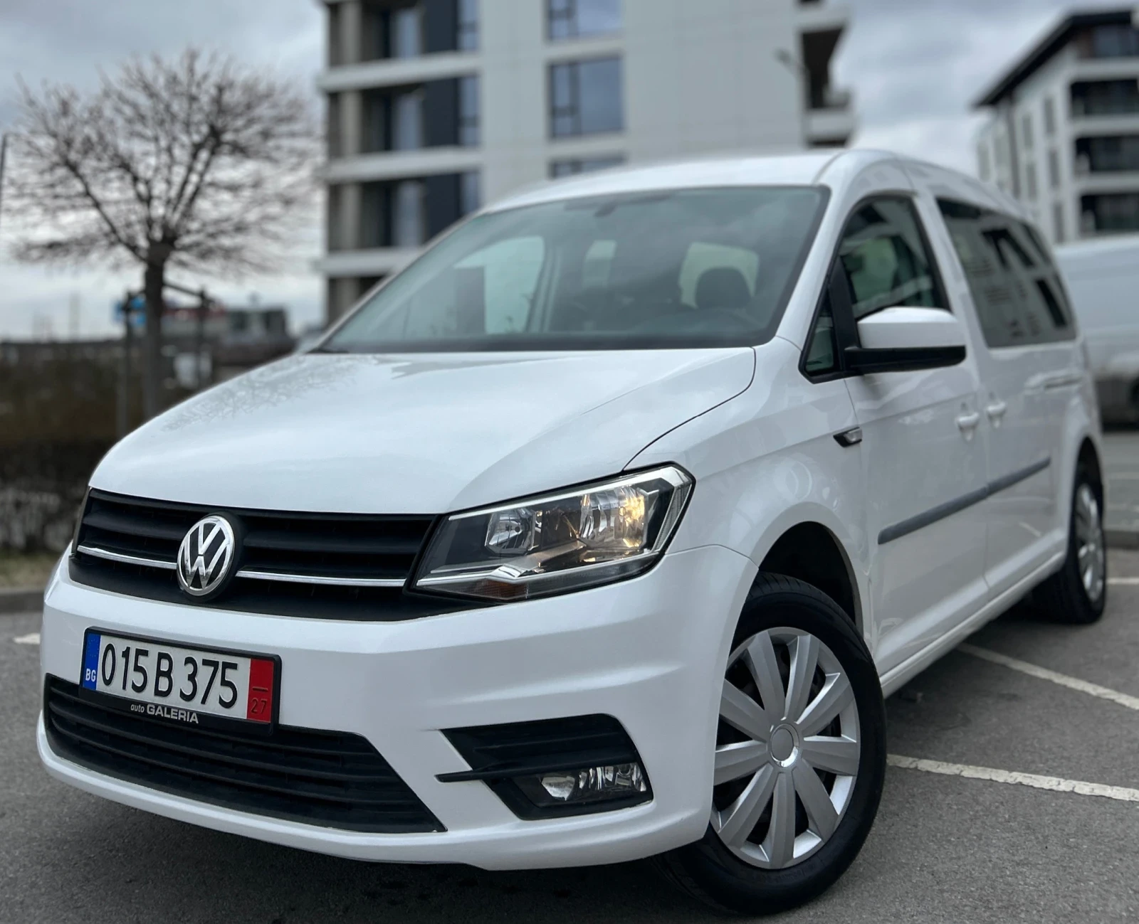 VW Caddy MAXI* ИНВАЛИДНО* 7МЕСТЕН - изображение 5