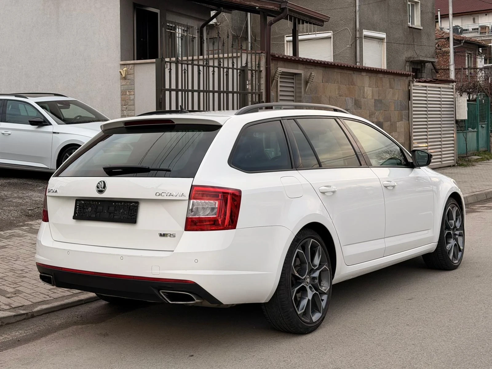 Skoda Octavia 2.0tsi-DSG-VRS - изображение 5