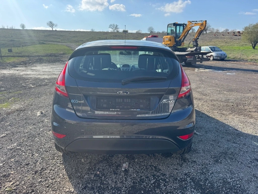 Ford Fiesta 1.6 tdci, снимка 7 - Автомобили и джипове - 53773630