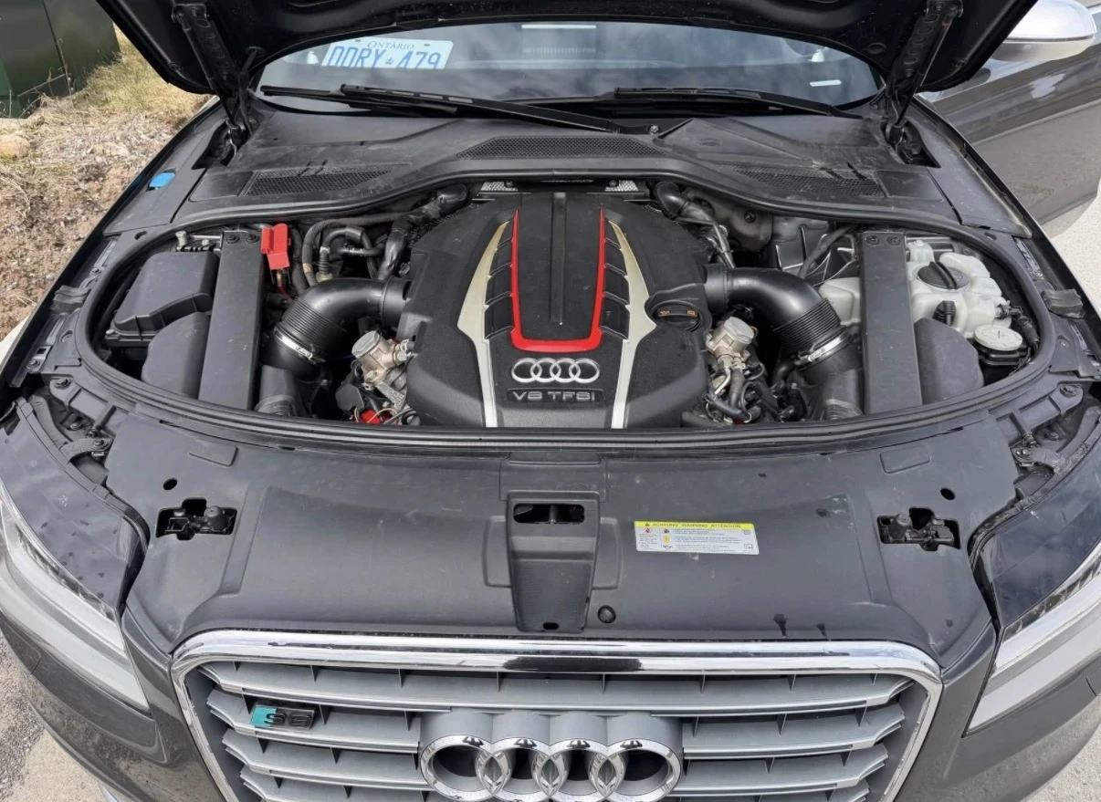 Audi S8 B&O * Soft Close * Обдухване * 360 Камера * Carfax, снимка 15 - Автомобили и джипове - 54039029