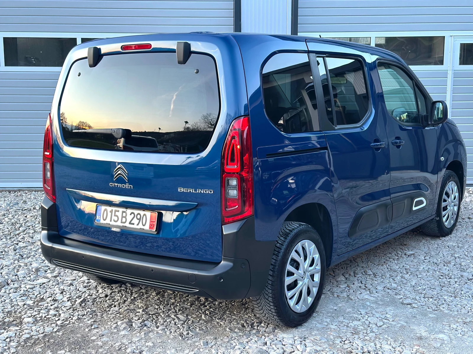 Citroen Berlingo HDI KEYLESS CARPLAY ПОДГРЕВИ ЛЕД ТОП СЪСТОЯНИЕ, снимка 6 - Автомобили и джипове - 54163851