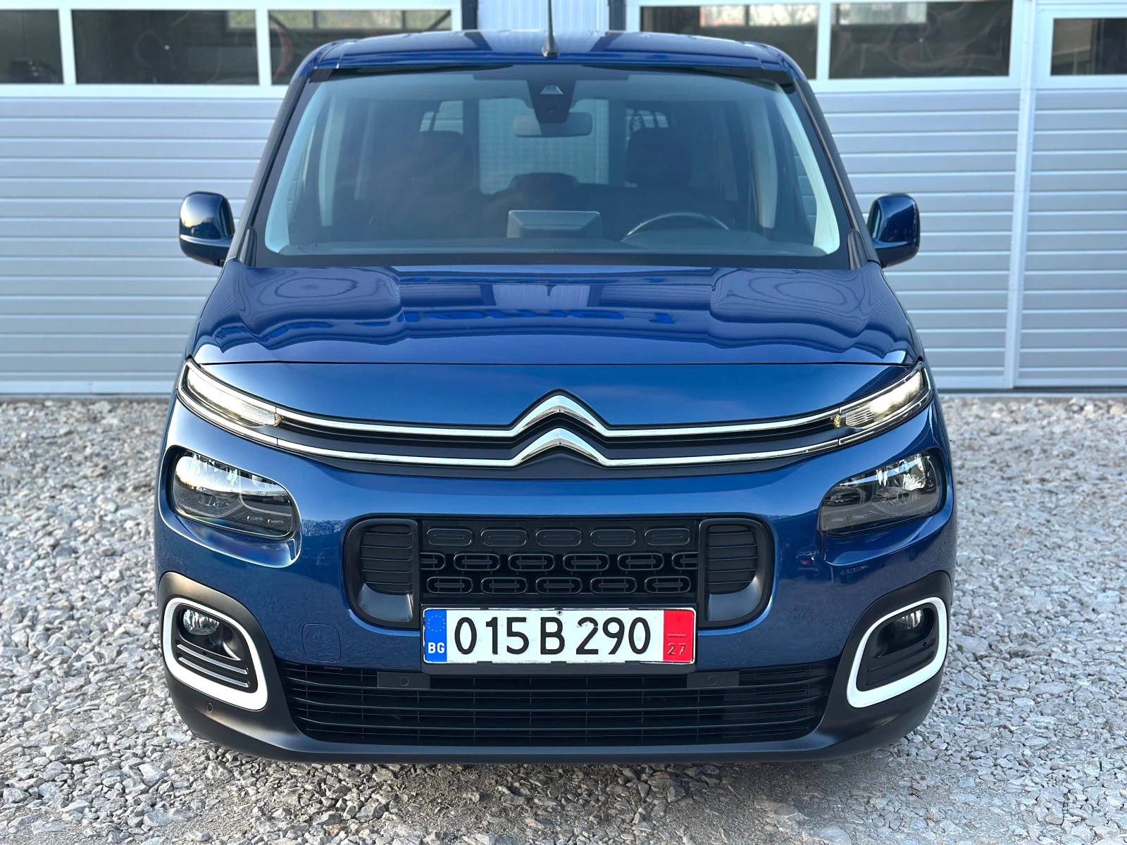 Citroen Berlingo HDI KEYLESS CARPLAY ПОДГРЕВИ ЛЕД ТОП СЪСТОЯНИЕ, снимка 3 - Автомобили и джипове - 54163851
