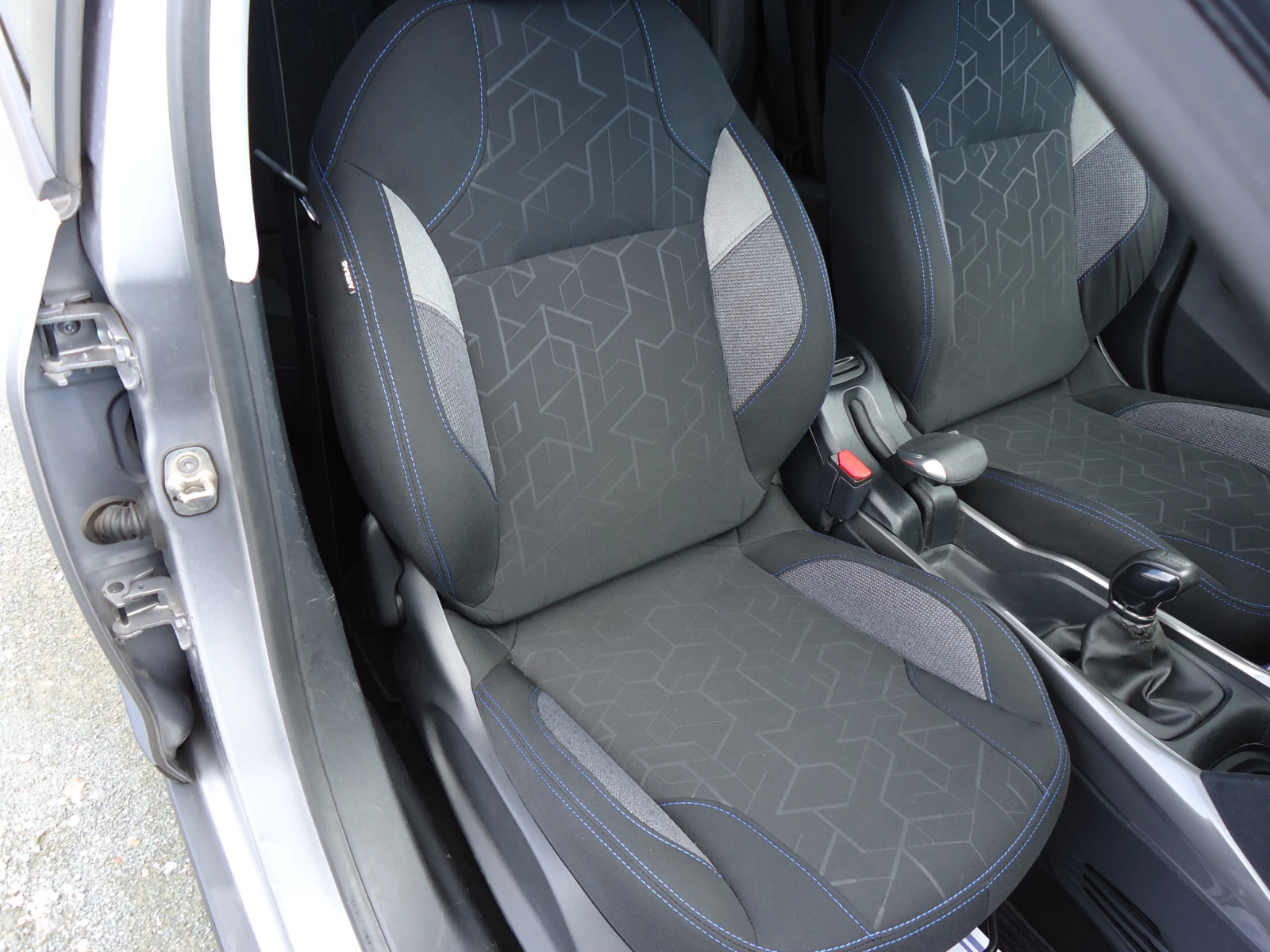 Peugeot 2008 1.6 BlueHDI 100 �.�. | Mobile.bg � ����������� 12