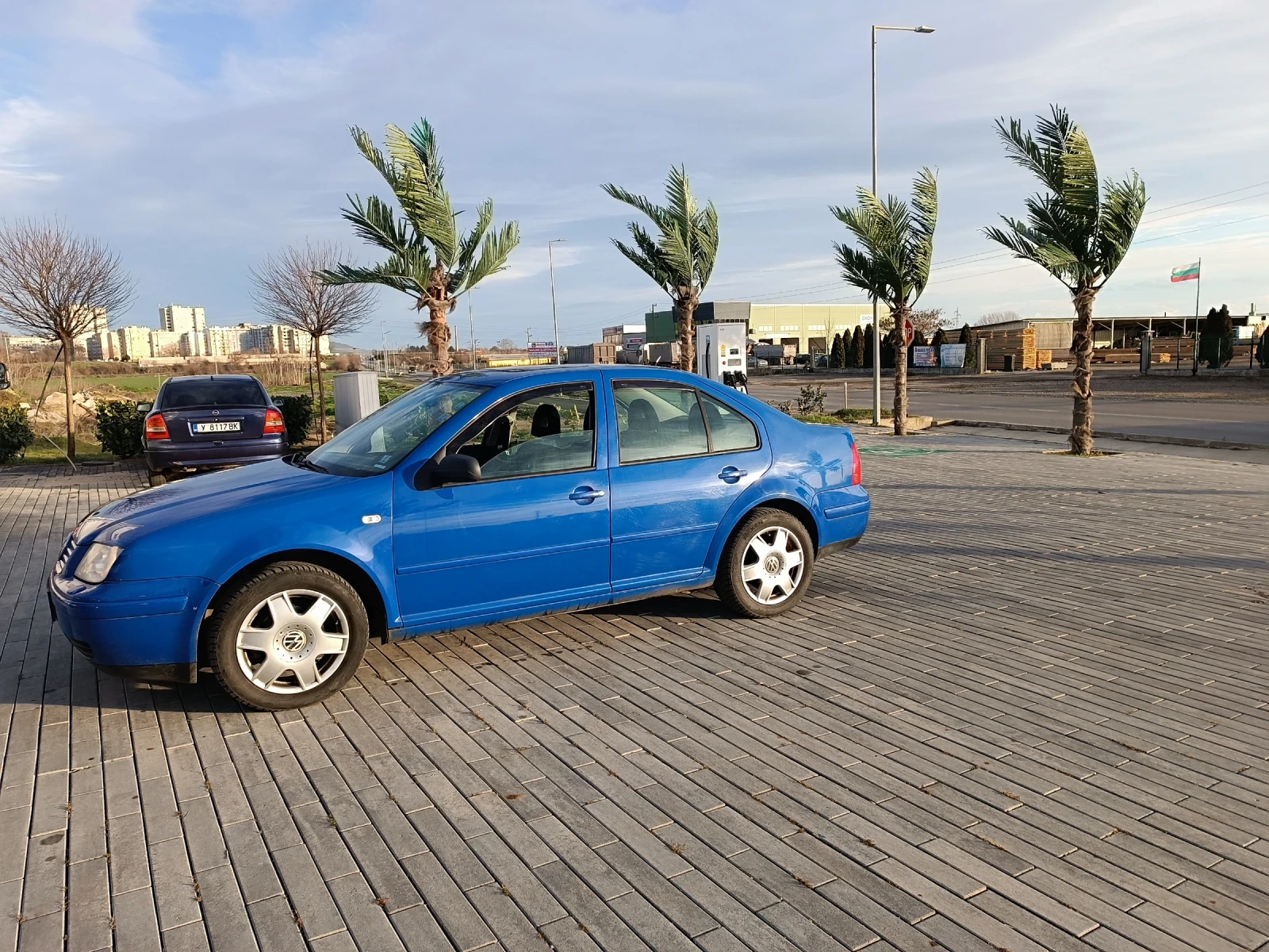 VW Bora Седан , снимка 7 - Автомобили и джипове - 54406409
