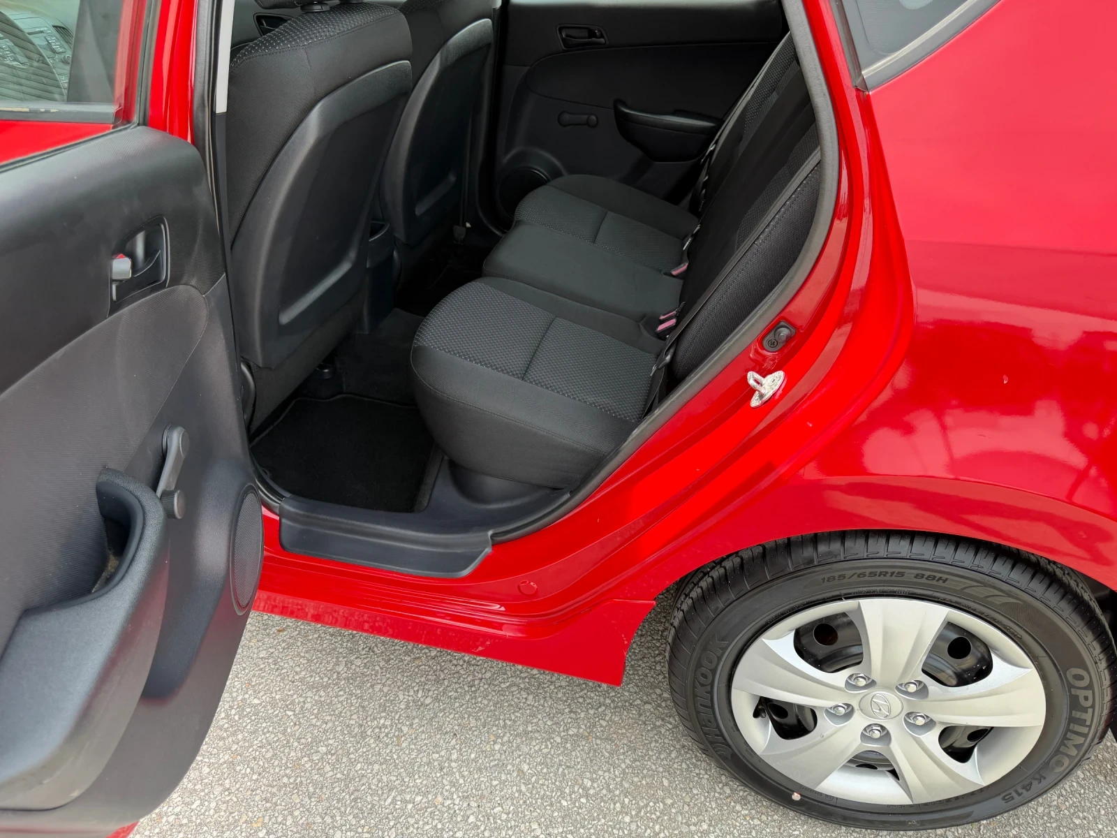 Hyundai I30 1.4i 109к.с. FACELIFT ГЕРМАНИЯ, снимка 13 - Автомобили и джипове - 54459012