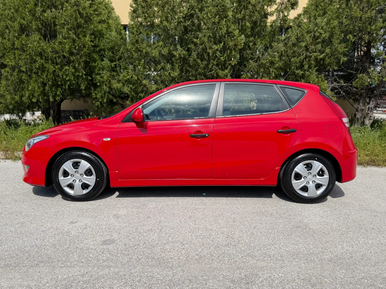 Hyundai I30 1.4i 109к.с. FACELIFT ГЕРМАНИЯ, снимка 2 - Автомобили и джипове - 54459012