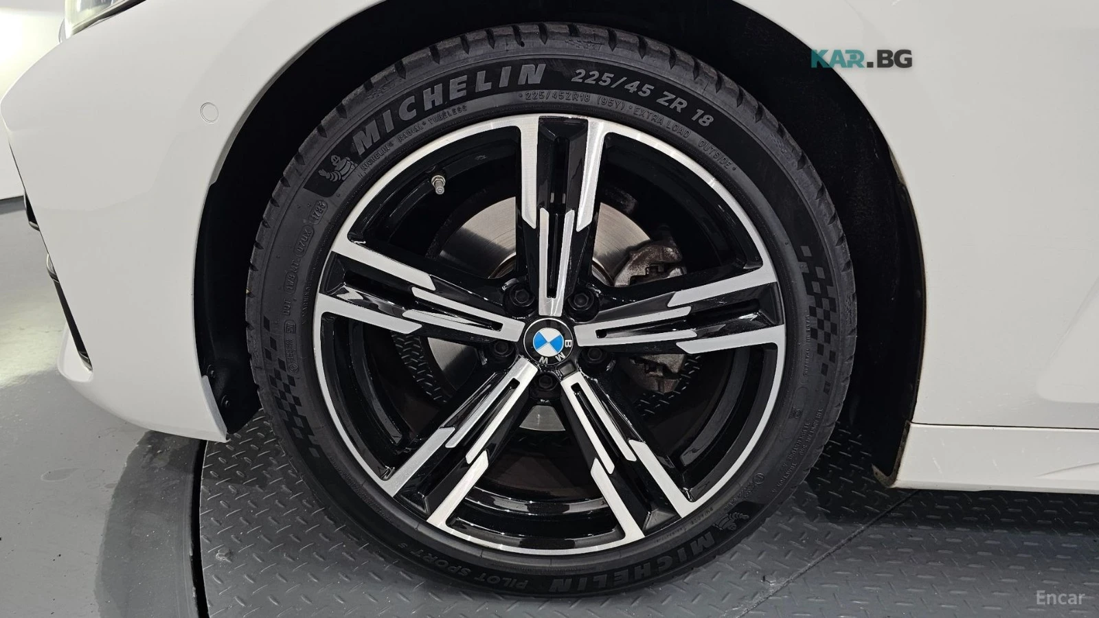 BMW 420 d / M PKG / ОБДУХВАНЕ / HARMAN / HUD / ШИБИДАХ, снимка 5 - Автомобили и джипове - 54764326