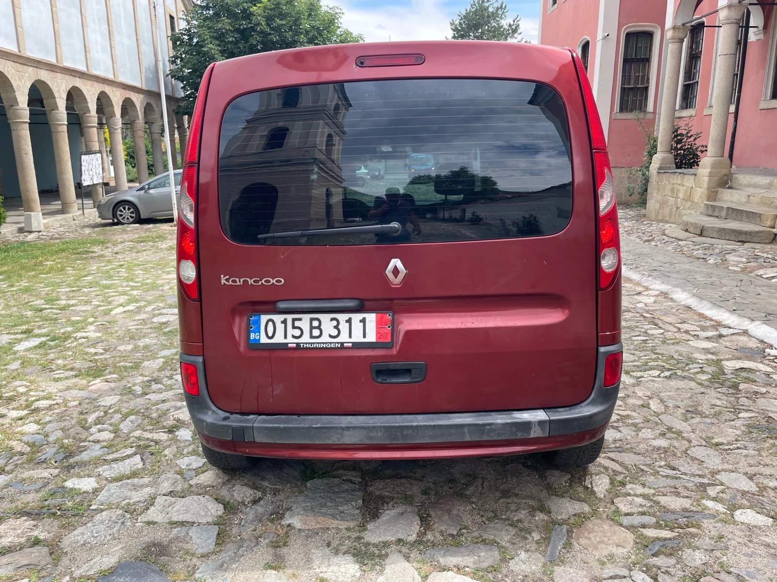 Renault Kangoo 1.5DCI 86ks ТОВАРОПЪТНИЧЕСКО КЛИМАТИК, снимка 4 - Автомобили и джипове - 55018280