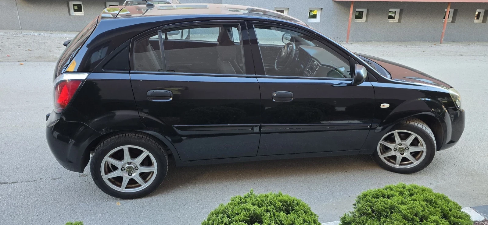 Kia Rio 1.4i, , снимка 6 - Автомобили и джипове - 55096180