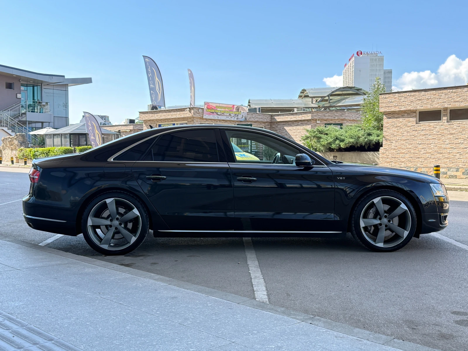 Audi A8 6 МЕСЕЦА ГАРАНЦИЯ/4.2TDI 385к.с. Matrix, снимка 5 - Автомобили и джипове - 55188518