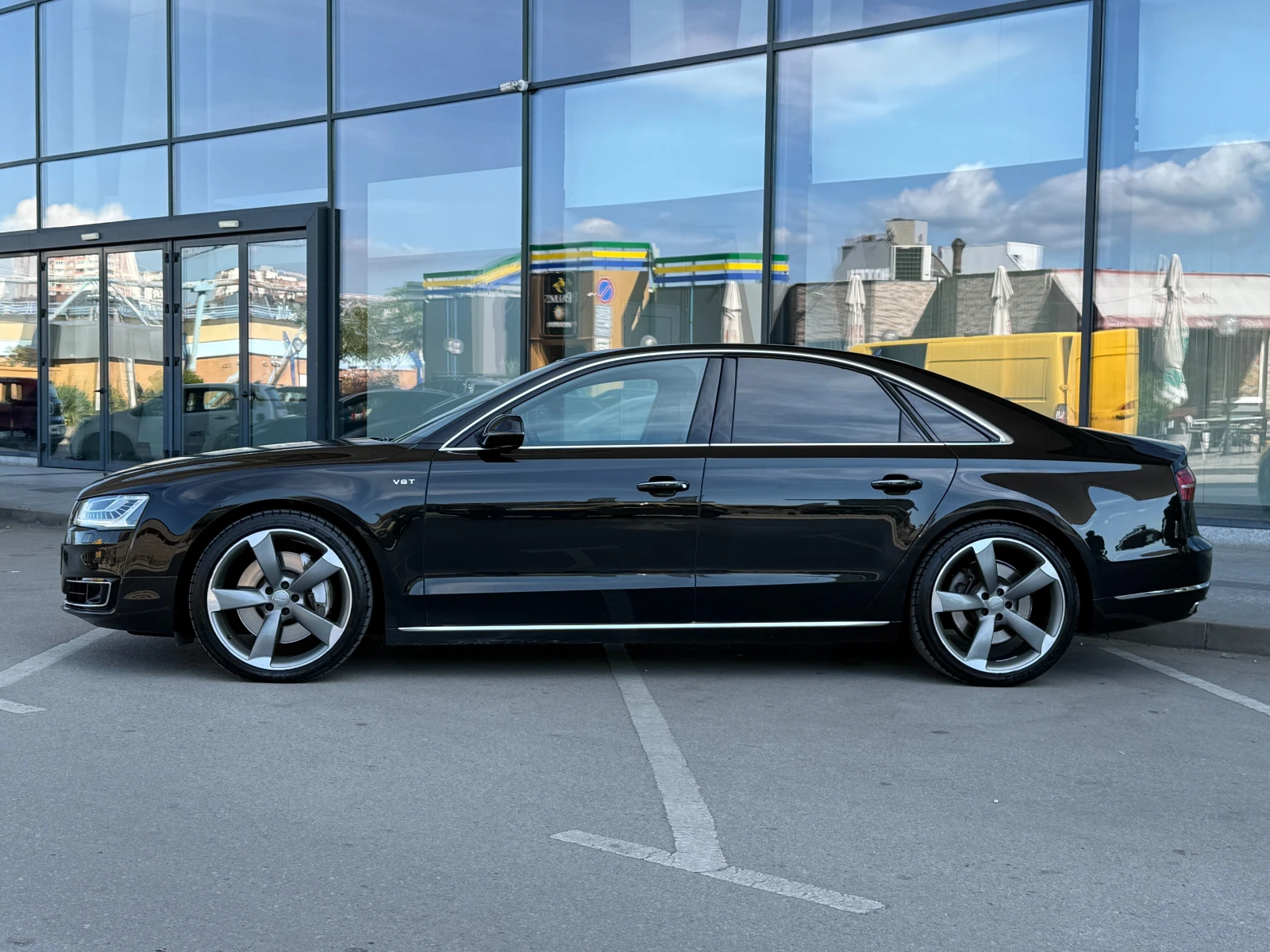 Audi A8 6 МЕСЕЦА ГАРАНЦИЯ/4.2TDI 385к.с. Matrix, снимка 2 - Автомобили и джипове - 55188518