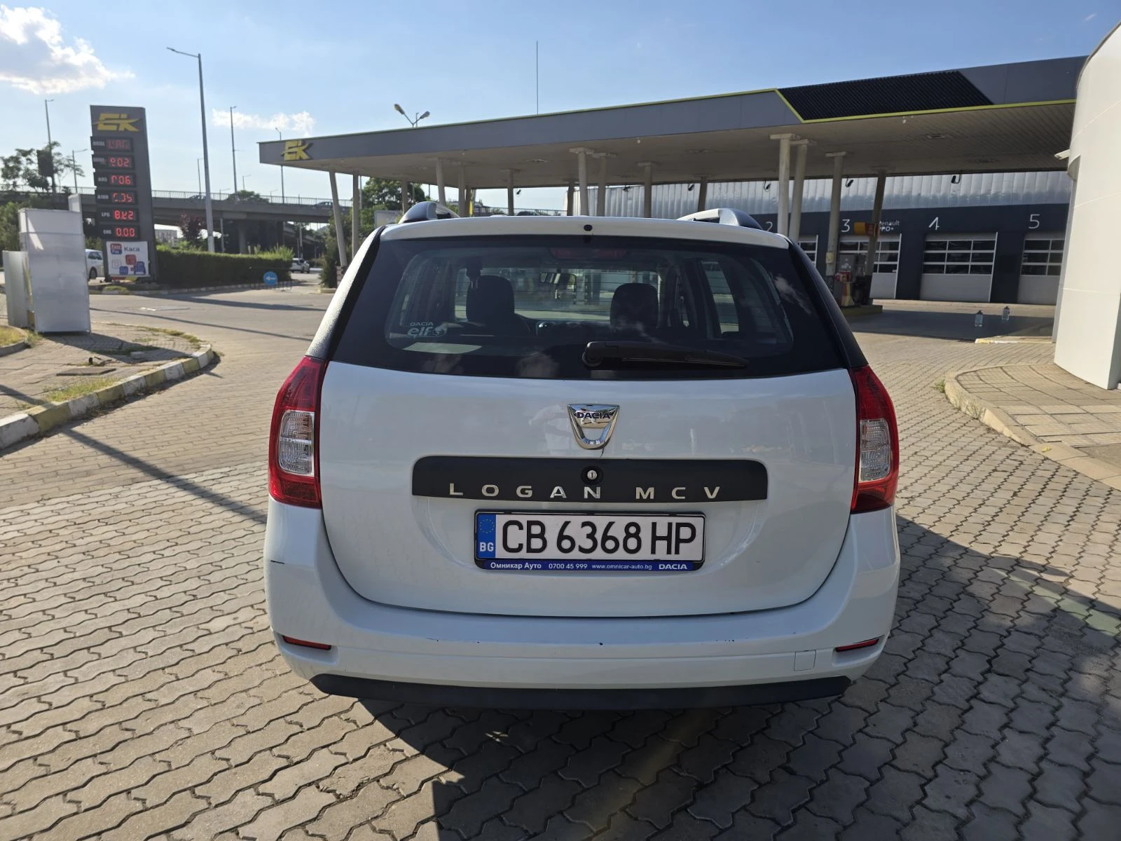 Dacia Logan 1.5 DCI, снимка 9 - Автомобили и джипове - 55393291