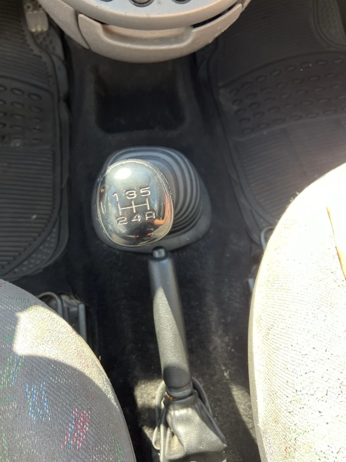 Ford Ka, снимка 12 - Автомобили и джипове - 55436417