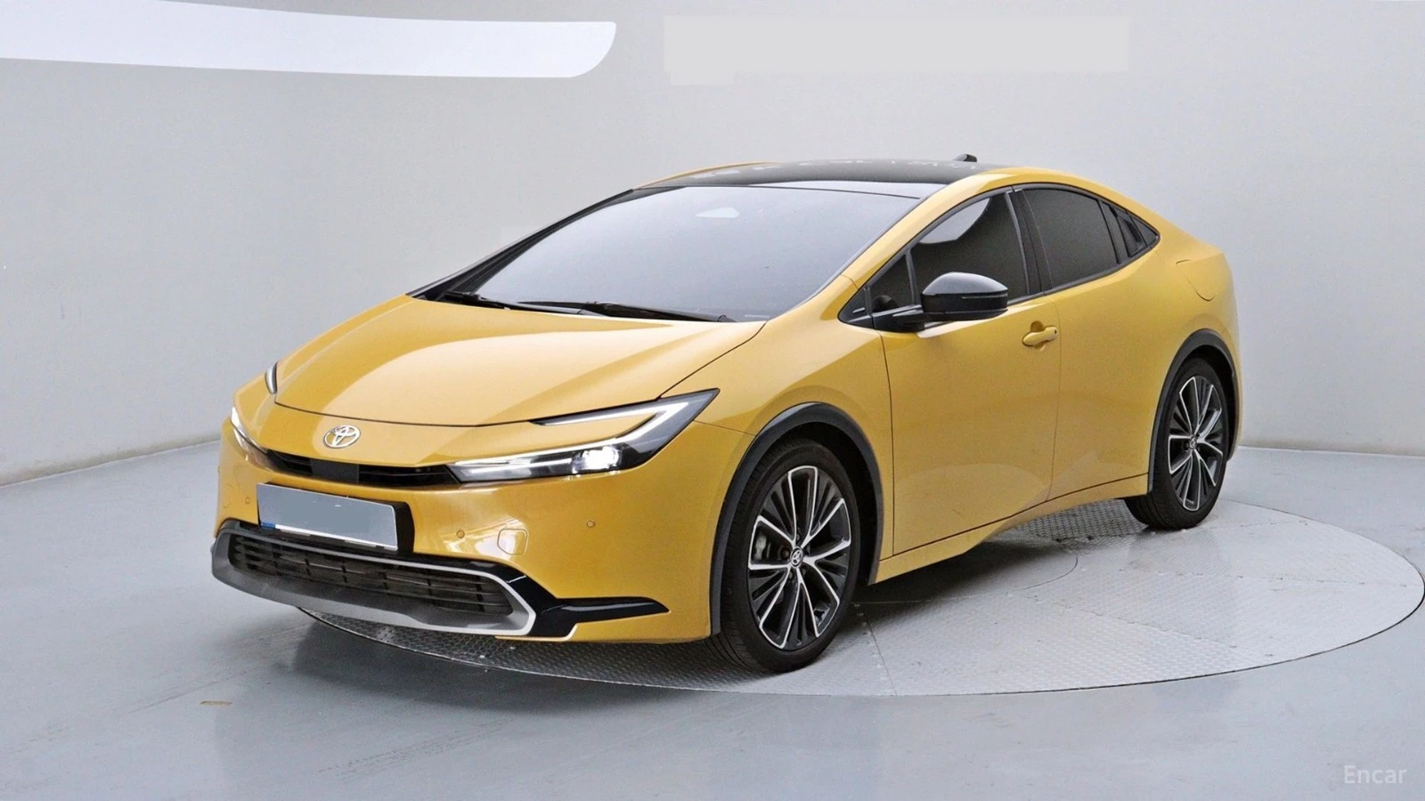 Toyota Prius * LED* ПАНО* KEYLESS* Camera* ПОДГРЕВ* 