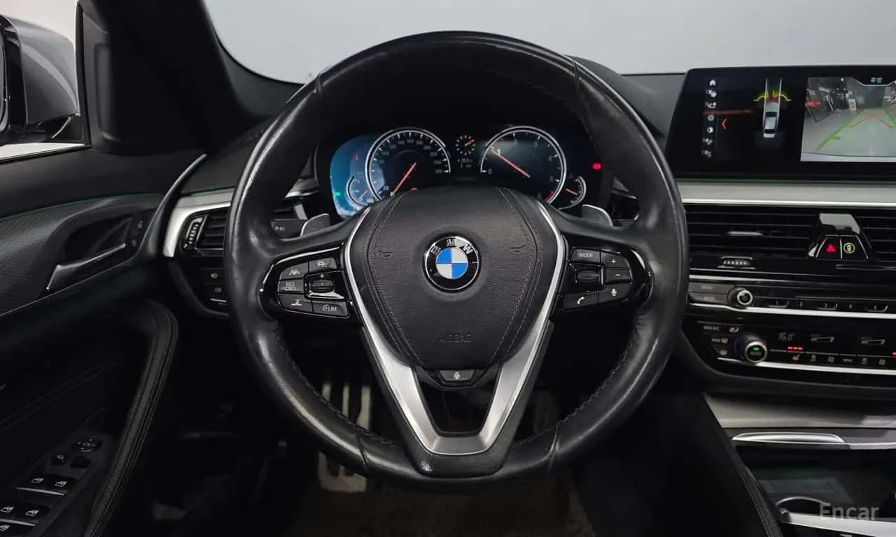 BMW 520 КРАЙНА ЦЕНА ДО БЪЛГАРИЯ * АВТОКРЕДИТ, снимка 13 - Автомобили и джипове - 55571841