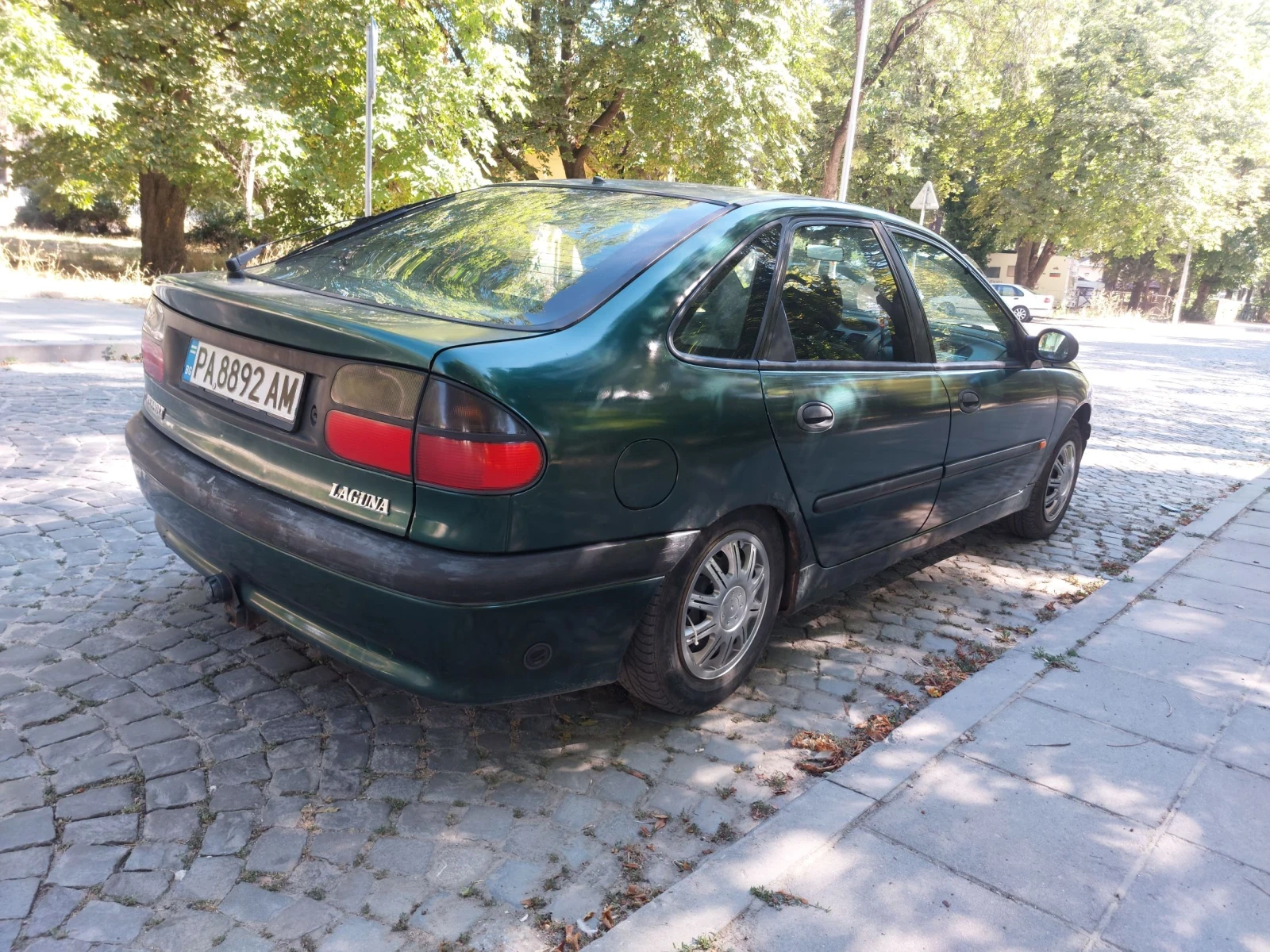 Renault Laguna, снимка 3 - Автомобили и джипове - 55681491