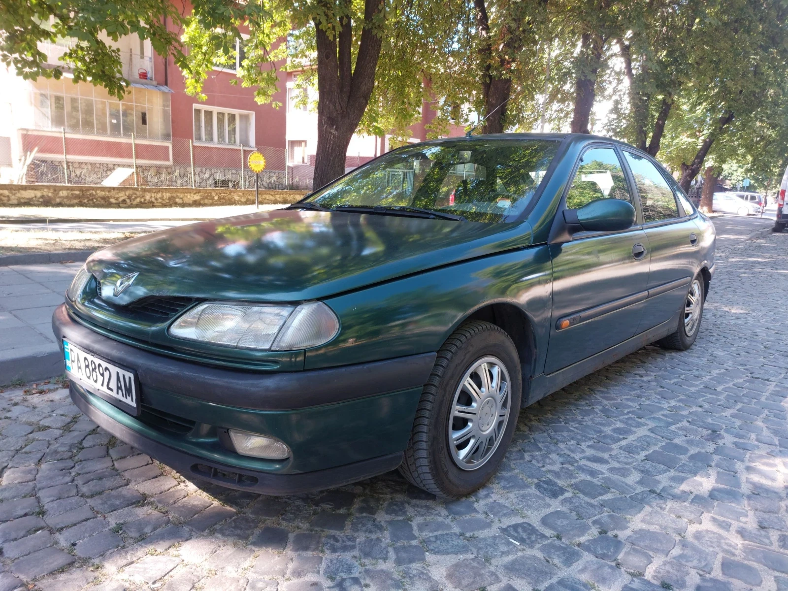 Renault Laguna