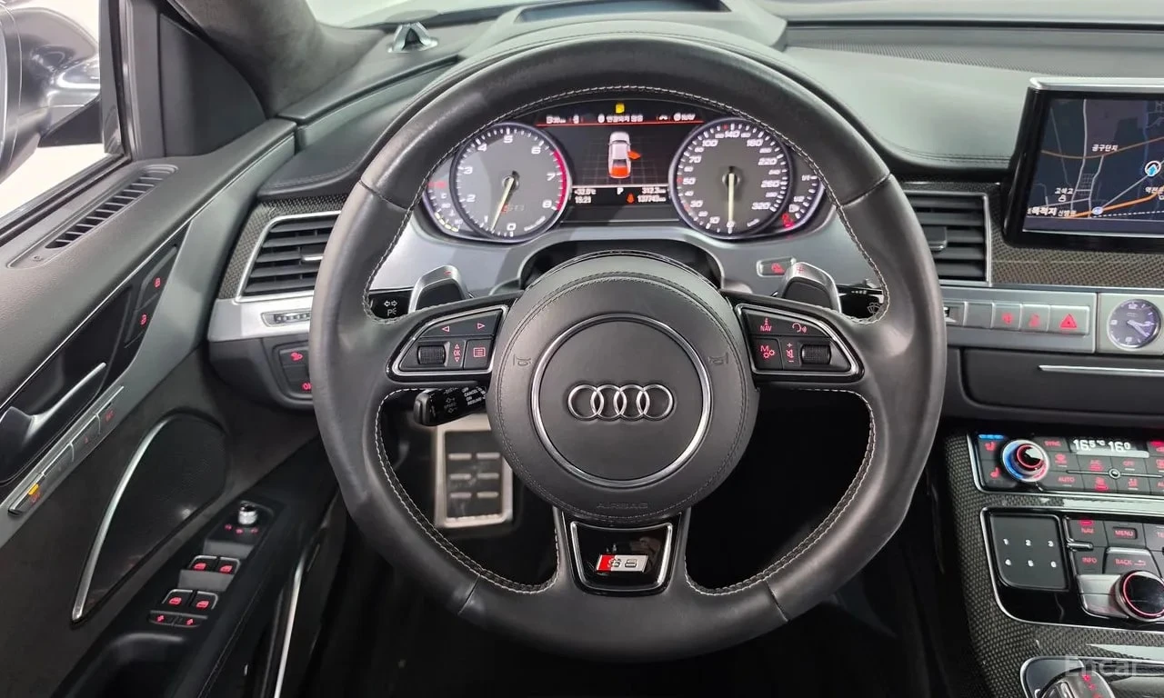 Audi S8 MATRIX/ 360 / DIS /B&O/ ЦЕНА ДО БЪЛГАРИЯ, снимка 13 - Автомобили и джипове - 55844068