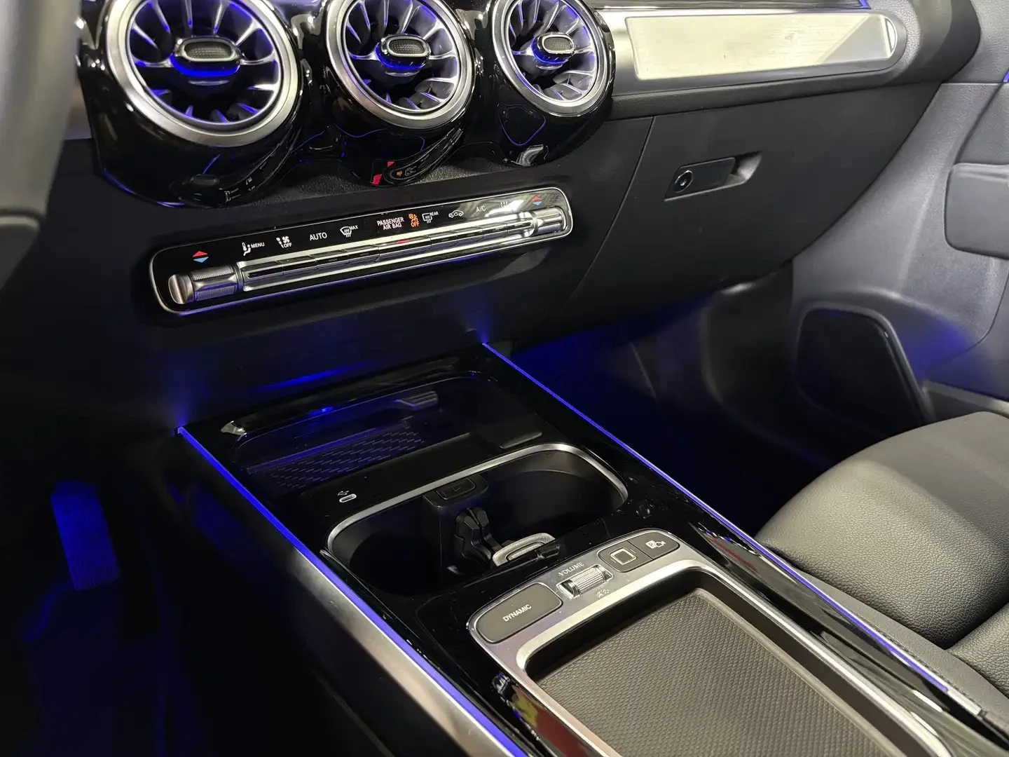 Mercedes-Benz EQB 250+ SUV| CLUSTERNAV| BURMESTER| AMBIENT| 360CAM|  | Mobile.bg � ����������� 15