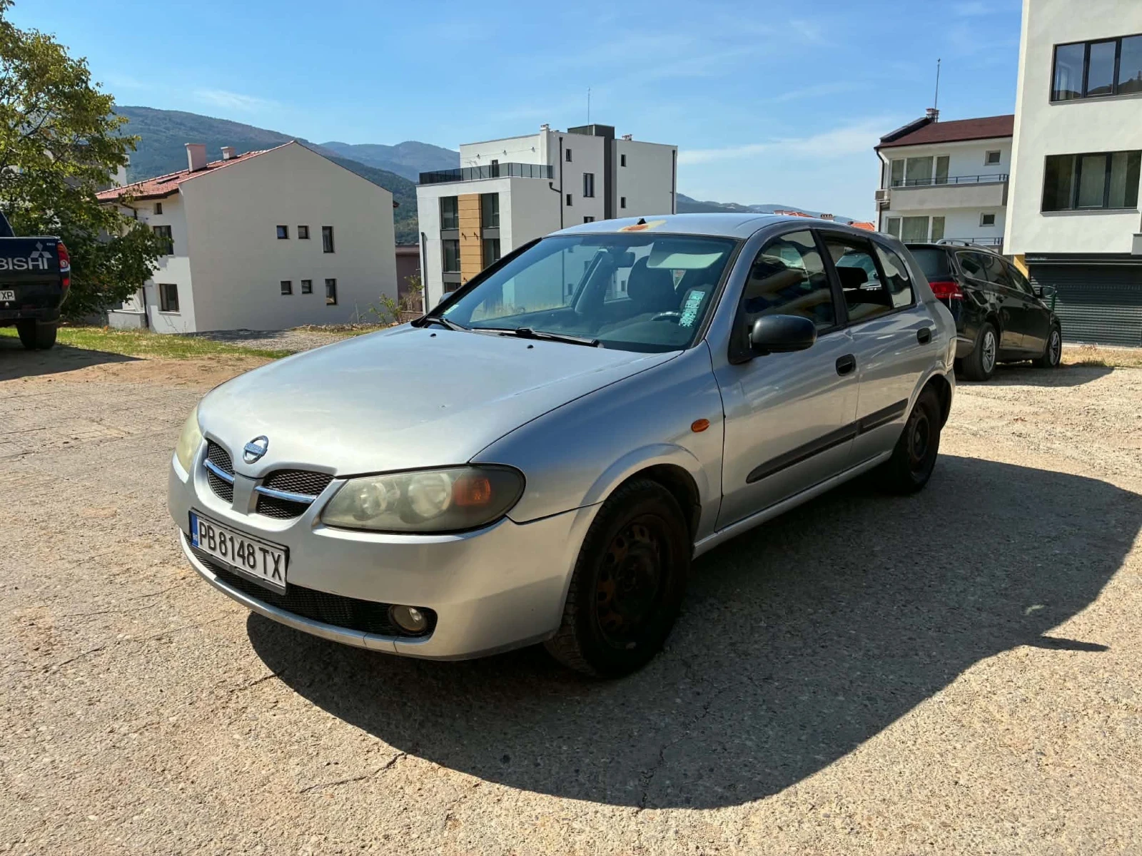 Nissan Almera