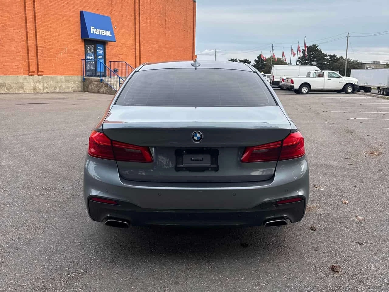 BMW 530 * 530i xDrive * АВТОКРЕДИТ БЕЗ ПЪРВОНАЧАЛНА ВНОСКА, снимка 4 - Автомобили и джипове - 56171980