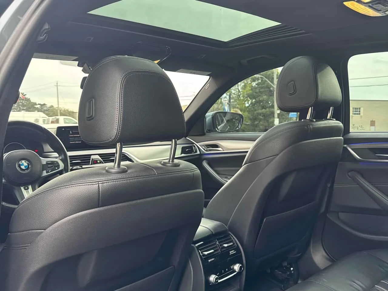 BMW 530 * 530i xDrive * АВТОКРЕДИТ БЕЗ ПЪРВОНАЧАЛНА ВНОСКА, снимка 12 - Автомобили и джипове - 56171980