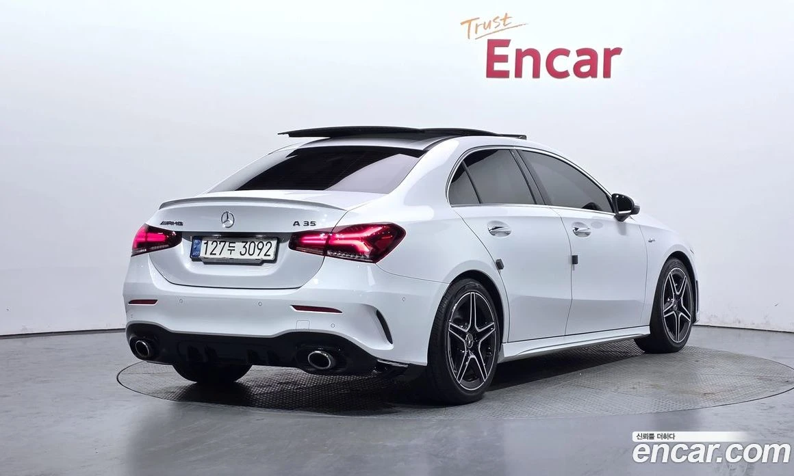 Mercedes-Benz A 35 4MATIC, снимка 2 - Автомобили и джипове - 56276911